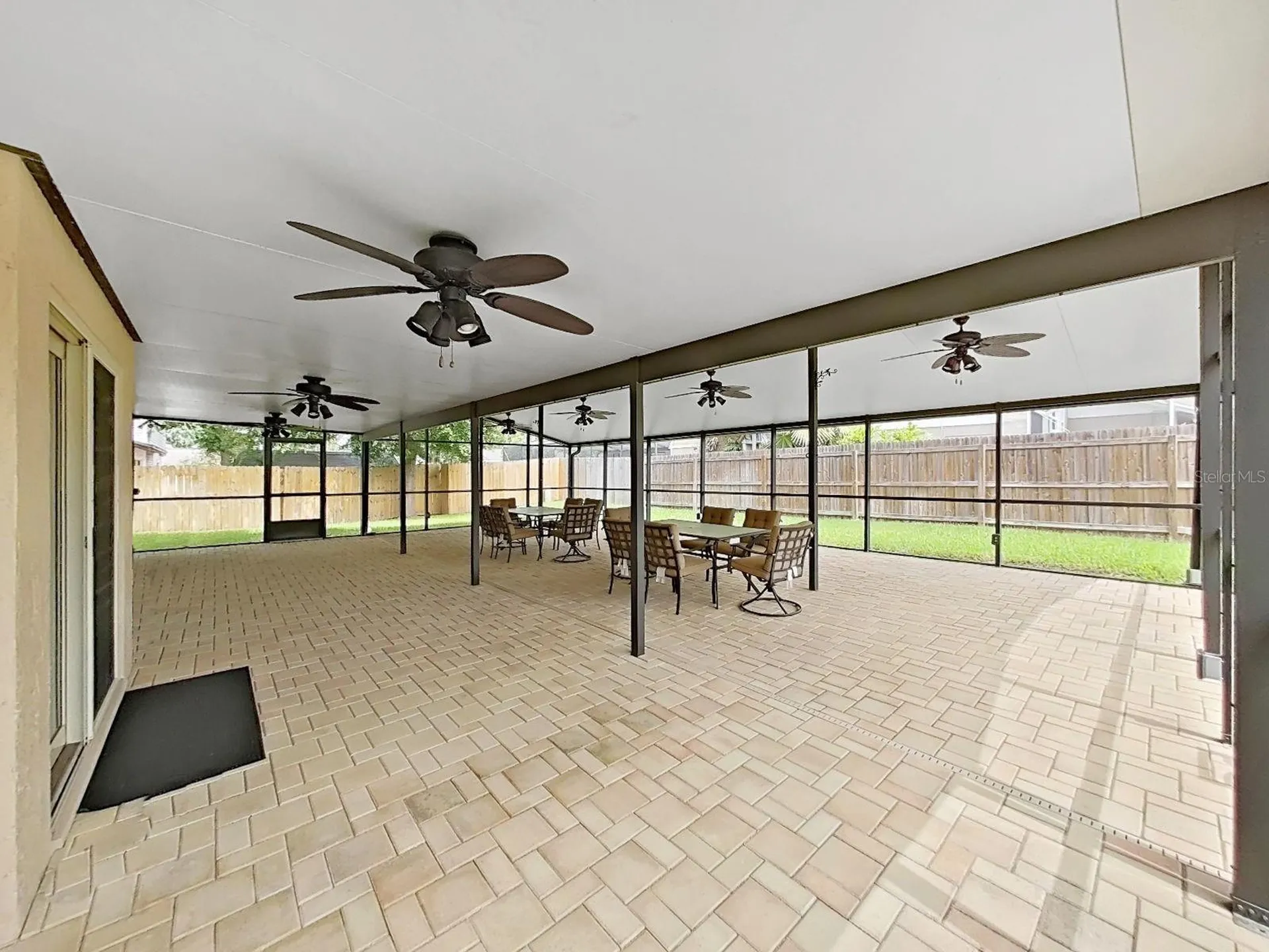 1367 Corner Oaks Drive Brandon FL 33510