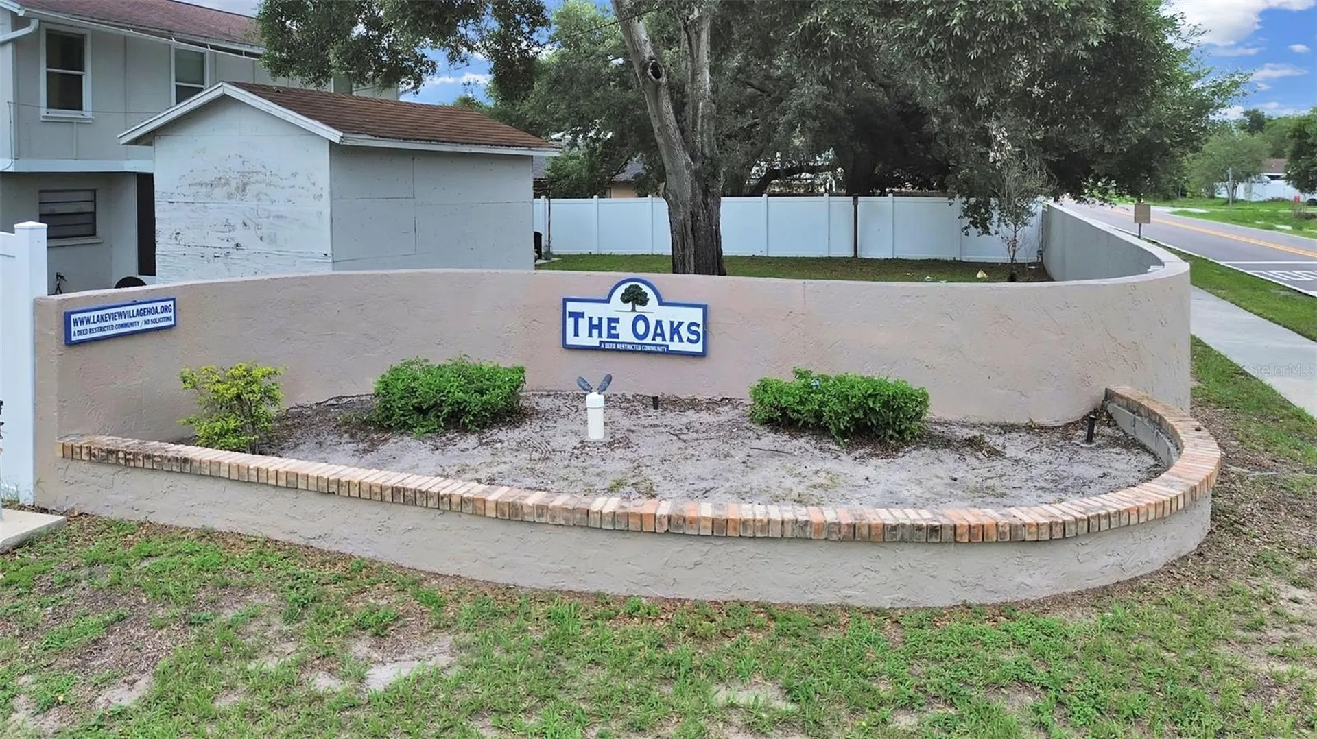 1367 Corner Oaks Drive Brandon FL 33510