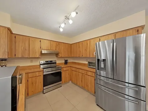 1367 Corner Oaks Drive Brandon FL 33510