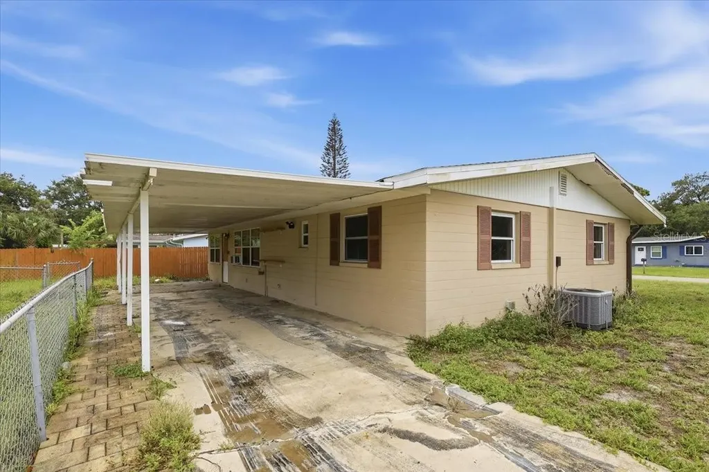 2605 Yale Road South Daytona FL 32119