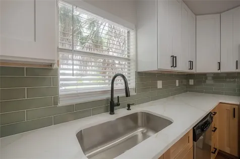 2701 1/2 W Arch Street Tampa FL 33607