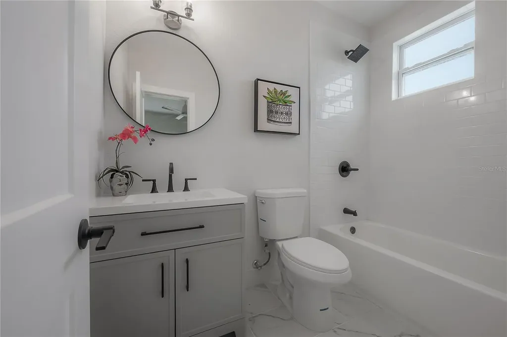 2702 W Palmetto Street Tampa FL 33607
