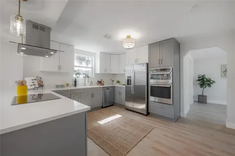 2702 W Palmetto Street Tampa FL 33607
