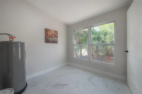 2702 W Palmetto Street Tampa FL 33607