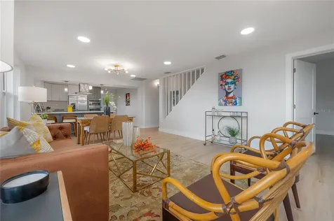 2702 W Palmetto Street Tampa FL 33607