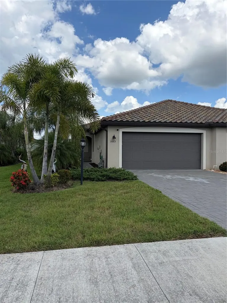 5323 White Sand Cove Bradenton FL 34211