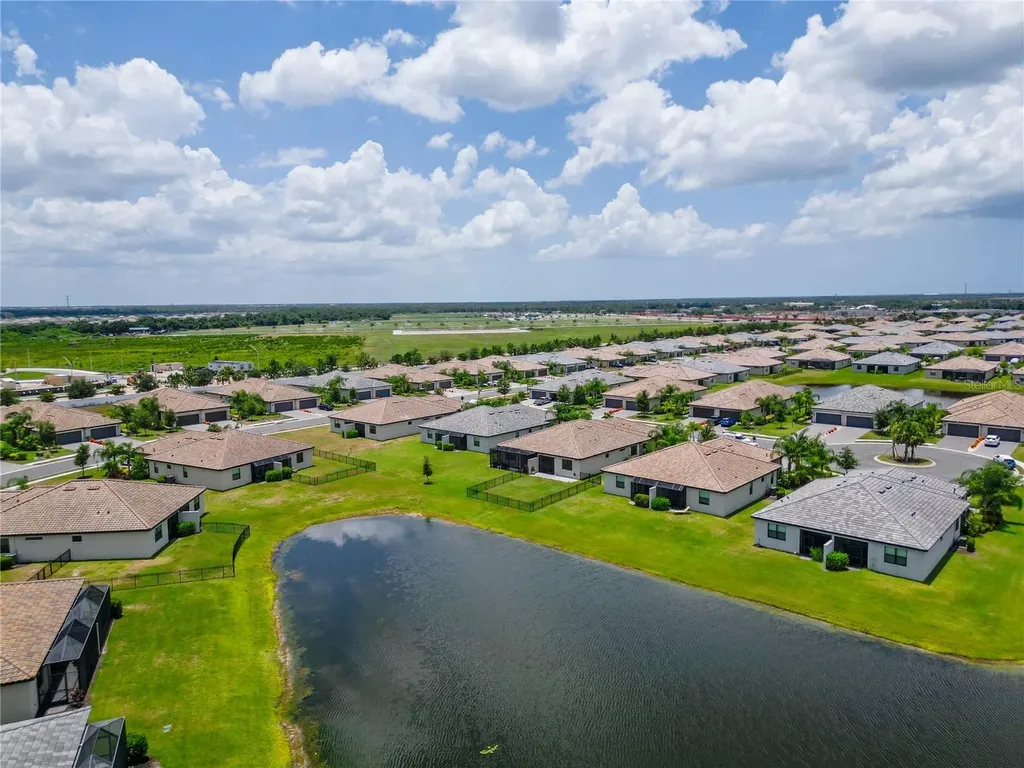 5323 White Sand Cove Bradenton FL 34211