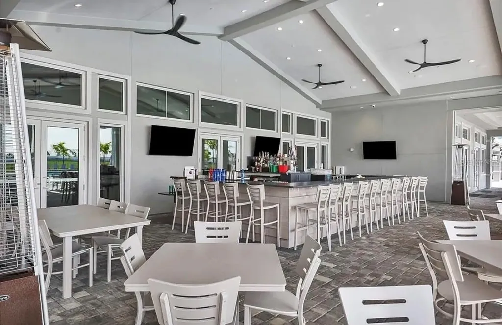 5323 White Sand Cove Bradenton FL 34211
