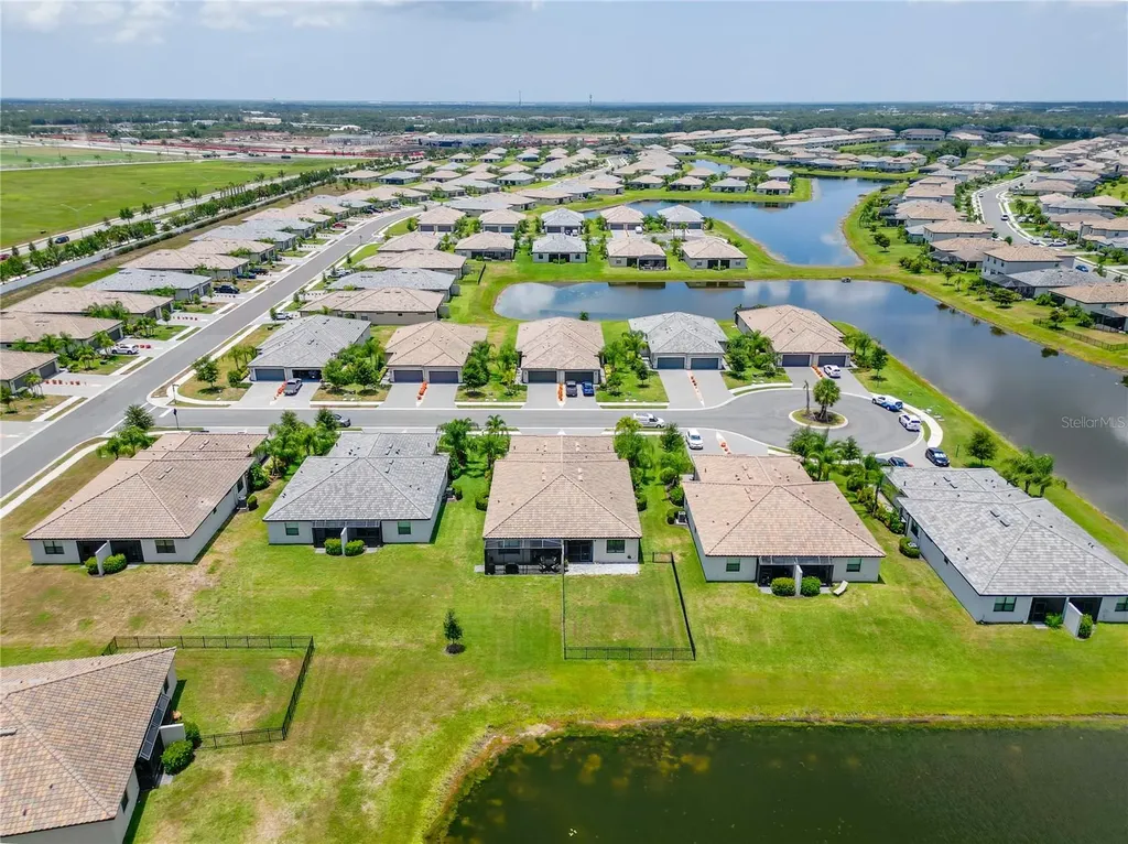 5323 White Sand Cove Bradenton FL 34211