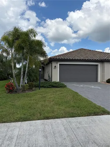 5323 White Sand Cove Bradenton FL 34211