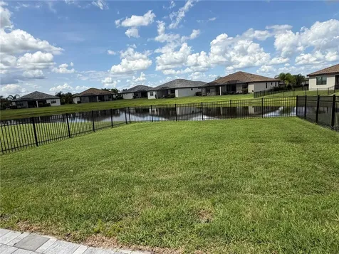 5323 White Sand Cove Bradenton FL 34211