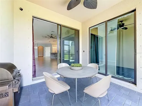 5323 White Sand Cove Bradenton FL 34211