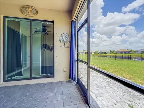 5323 White Sand Cove Bradenton FL 34211