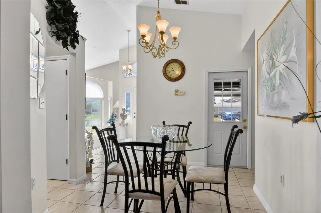 6068 Swallow Drive Lakeland FL 33809