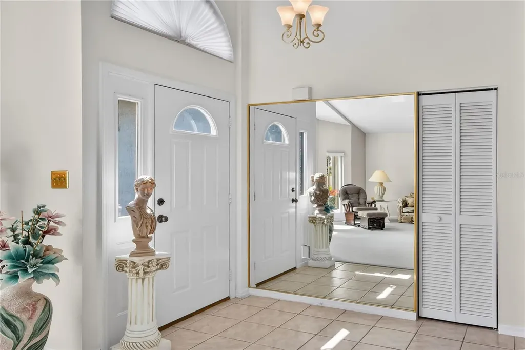 6068 Swallow Drive Lakeland FL 33809