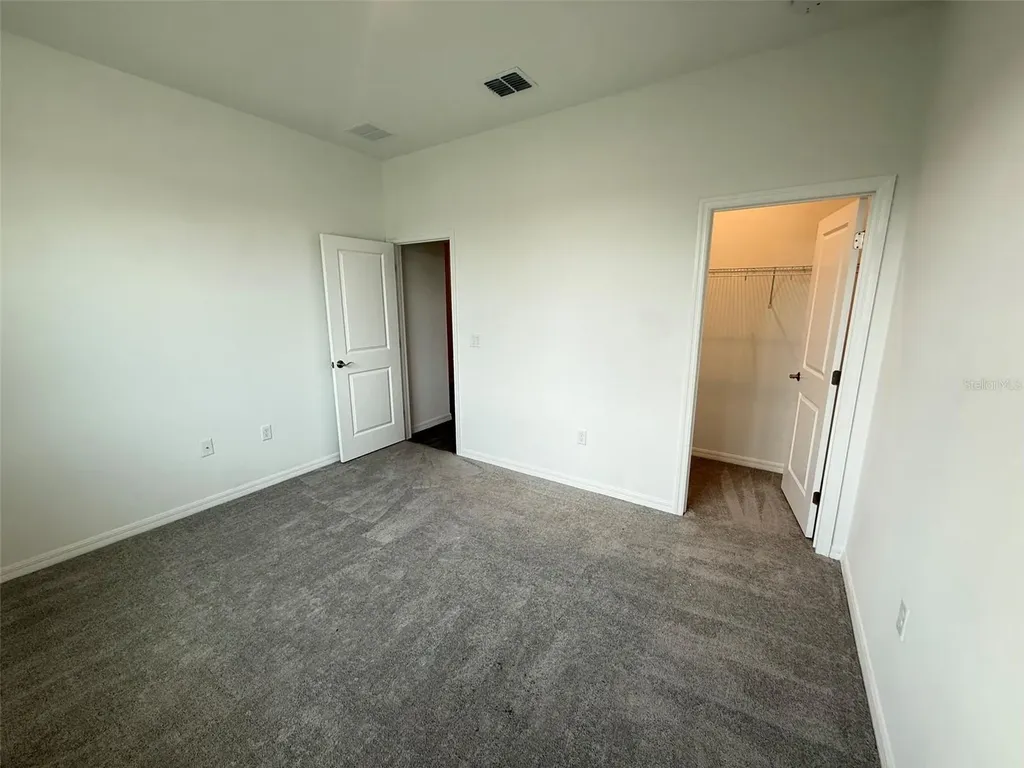 405 Eventide Avenue Mascotte FL 34753
