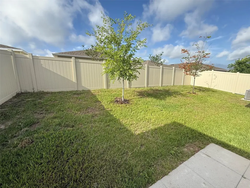 405 Eventide Avenue Mascotte FL 34753