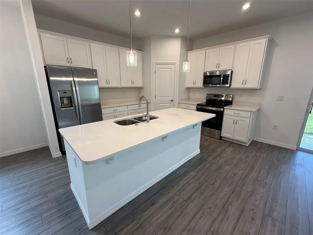 405 Eventide Avenue Mascotte FL 34753