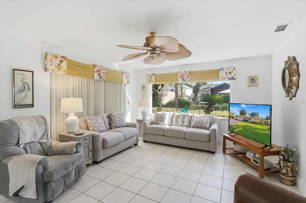 1840 NW 18th Street Crystal River FL 34428