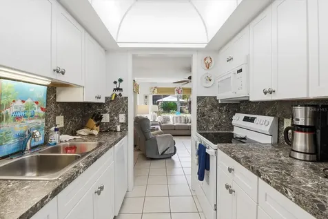 1840 NW 18th Street Crystal River FL 34428