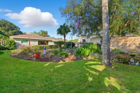 1840 NW 18th Street Crystal River FL 34428