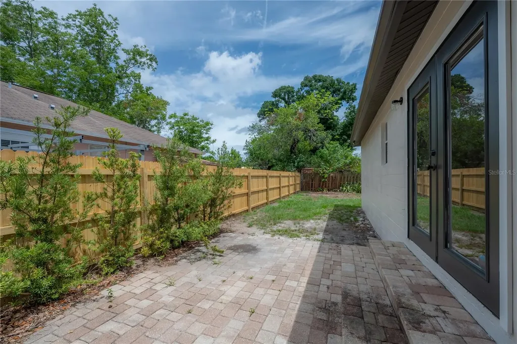 2701 W Arch Street Tampa FL 33607