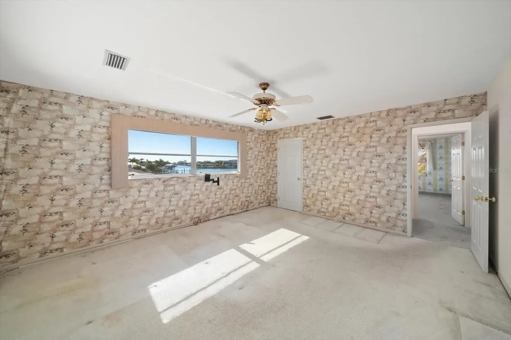 878 Harbor Island Clearwater Beach FL 33767