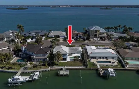 878 Harbor Island Clearwater Beach FL 33767