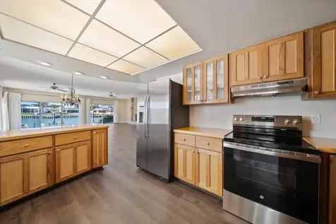 878 Harbor Island Clearwater Beach FL 33767
