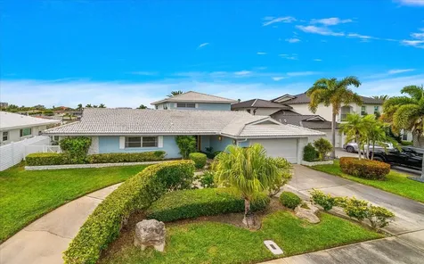 878 Harbor Island Clearwater Beach FL 33767