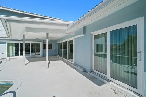 878 Harbor Island Clearwater Beach FL 33767