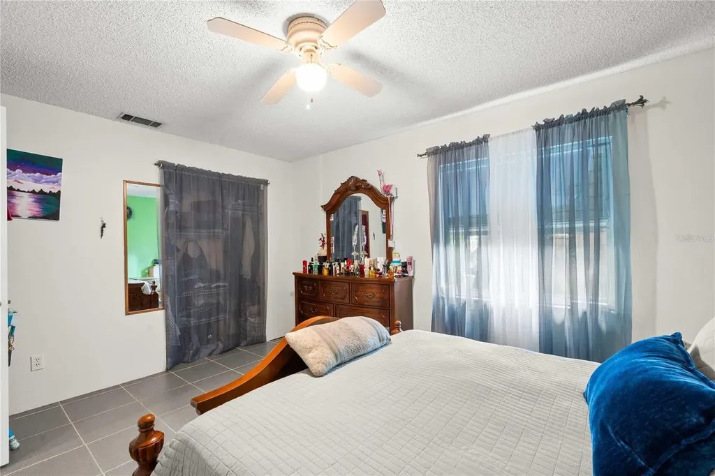37253 Safari Drive Dade City FL 33523