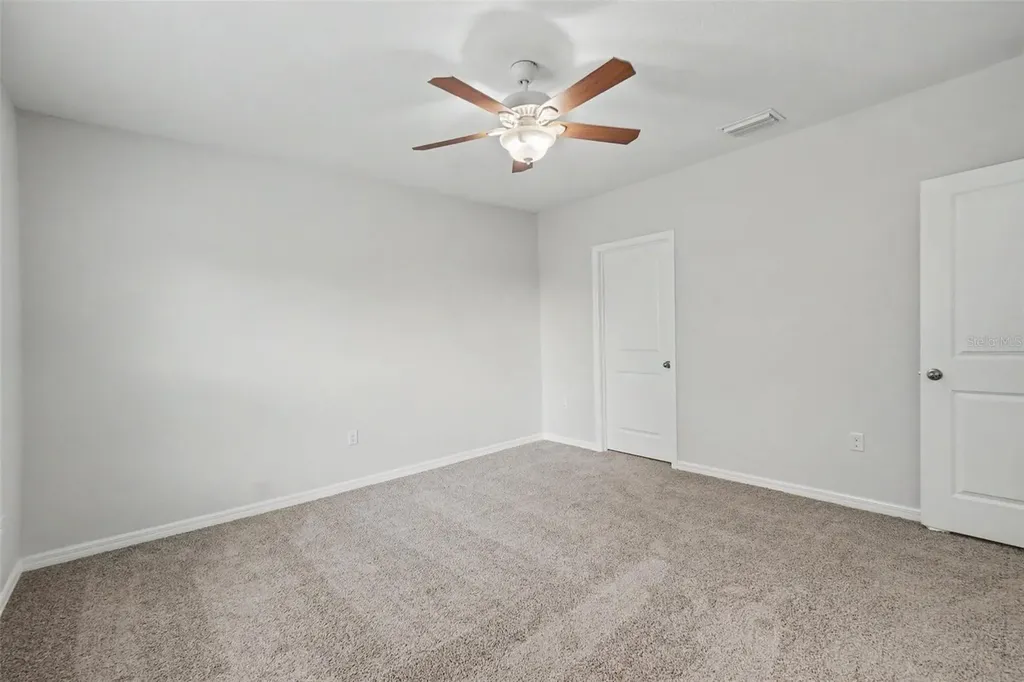 9974 Hound Chase Drive Gibsonton FL 33534