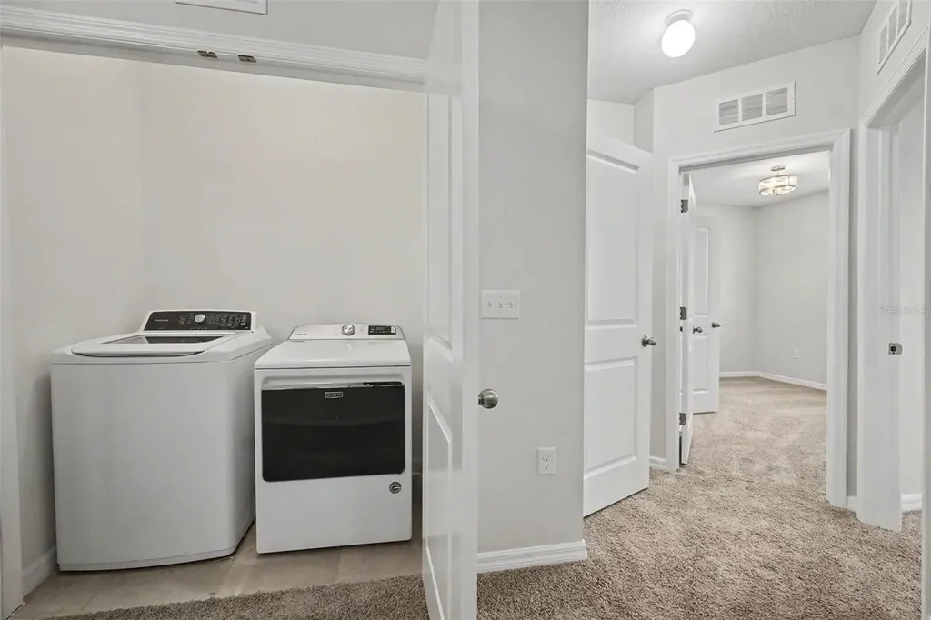 9974 Hound Chase Drive Gibsonton FL 33534