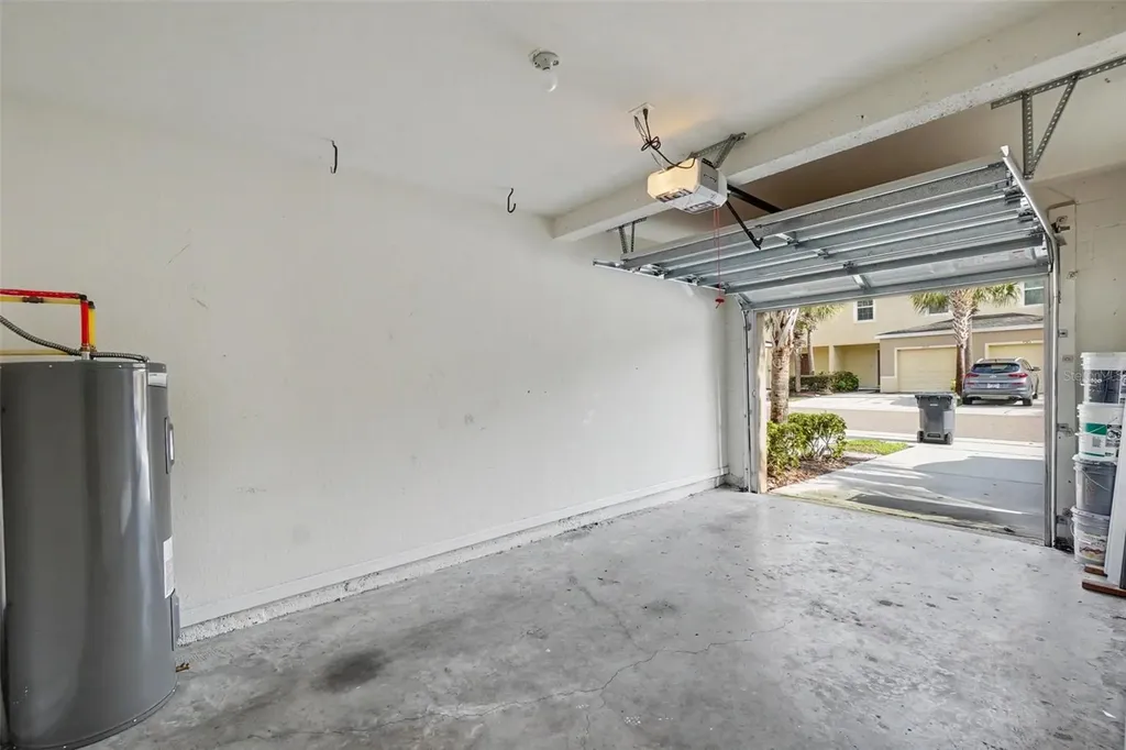 9974 Hound Chase Drive Gibsonton FL 33534