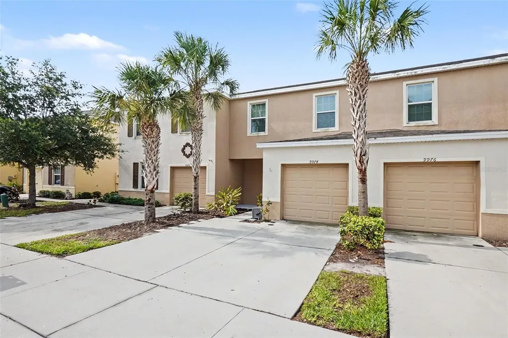 9974 Hound Chase Drive Gibsonton FL 33534