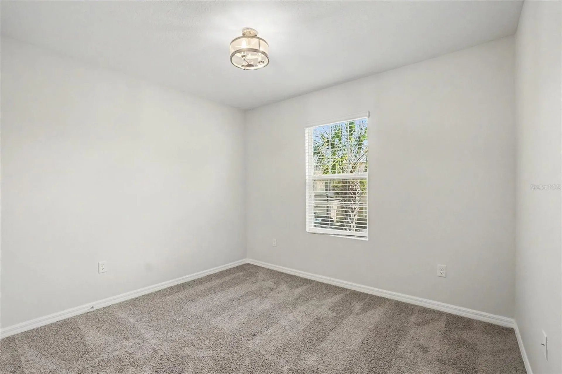 9974 Hound Chase Drive Gibsonton FL 33534