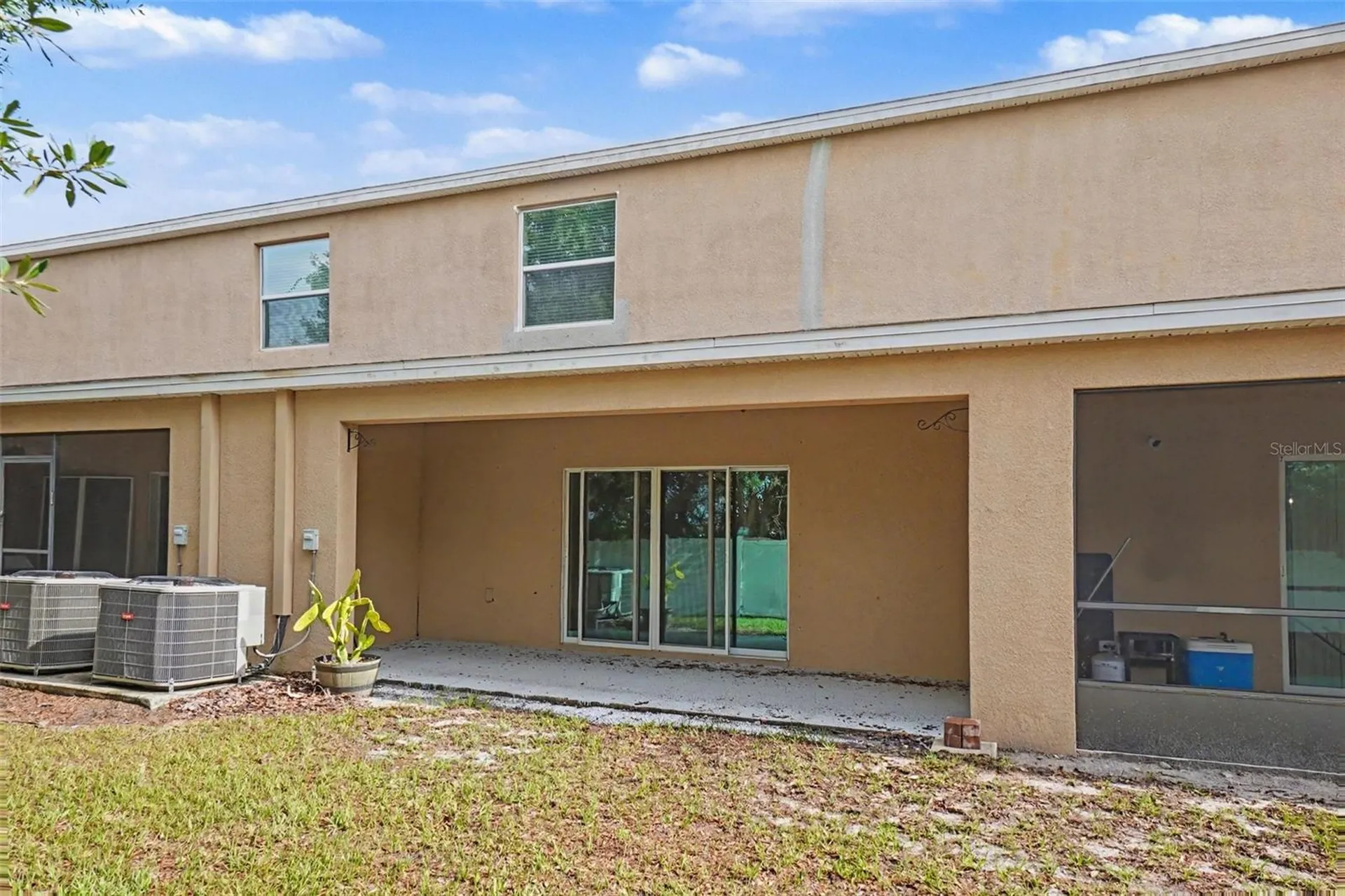 9974 Hound Chase Drive Gibsonton FL 33534