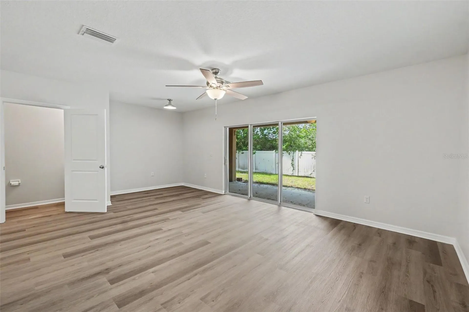 9974 Hound Chase Drive Gibsonton FL 33534