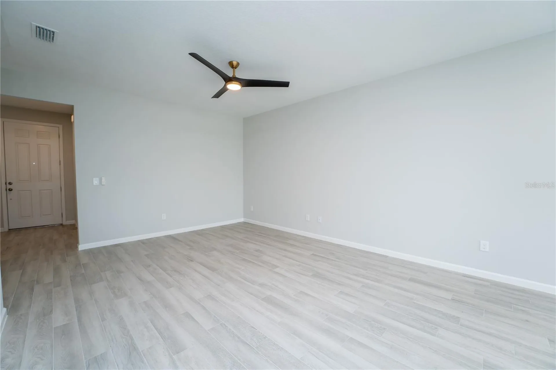 4722 Campsite Loop Orlando FL 32824