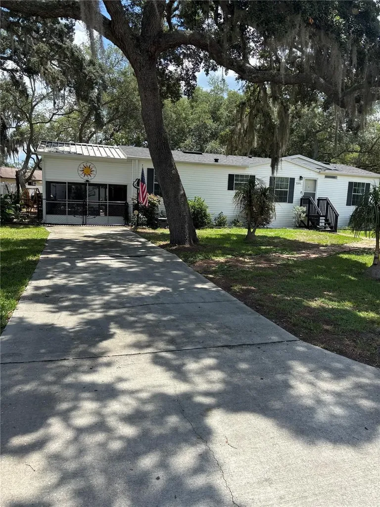2391 SE 176th Avenue Silver Springs FL 34488