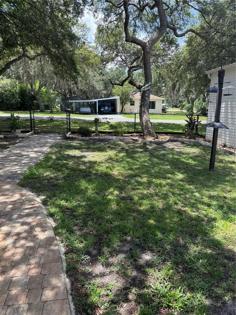 2391 SE 176th Avenue Silver Springs FL 34488