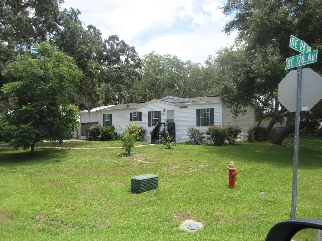 2391 SE 176th Avenue Silver Springs FL 34488