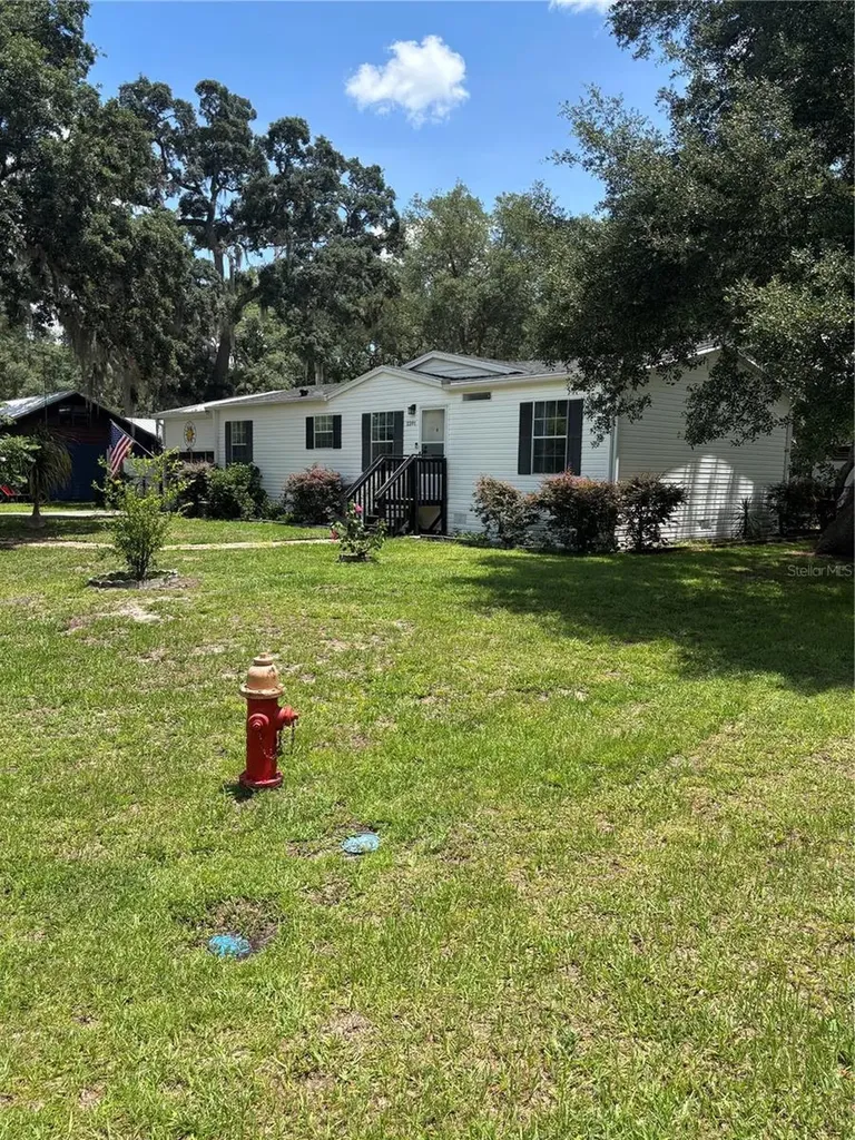 2391 SE 176th Avenue Silver Springs FL 34488
