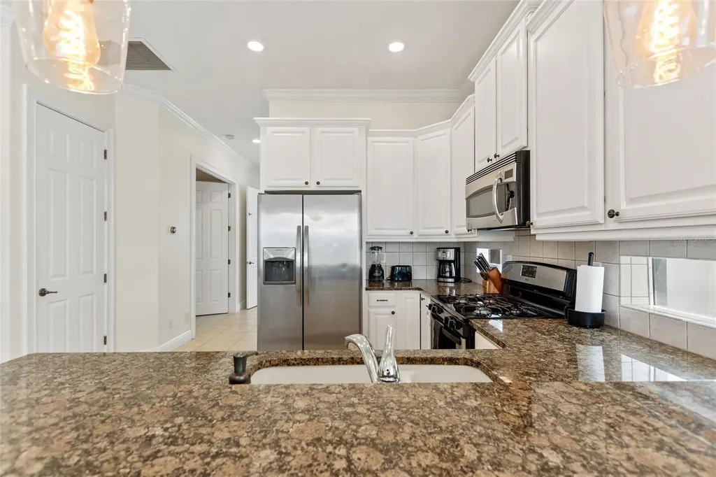 1524 Euston Drive Kissimmee FL 34747