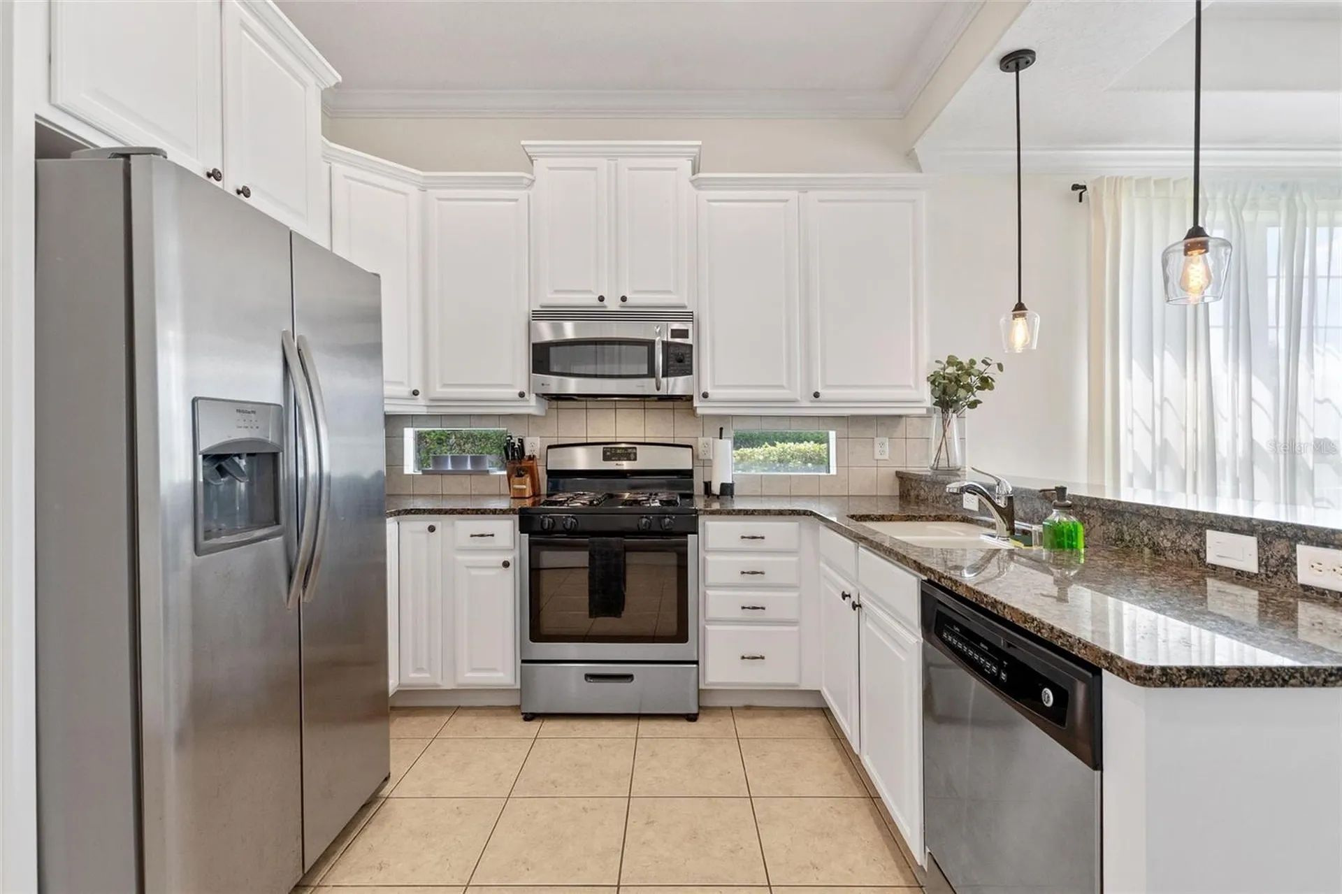 1524 Euston Drive Kissimmee FL 34747
