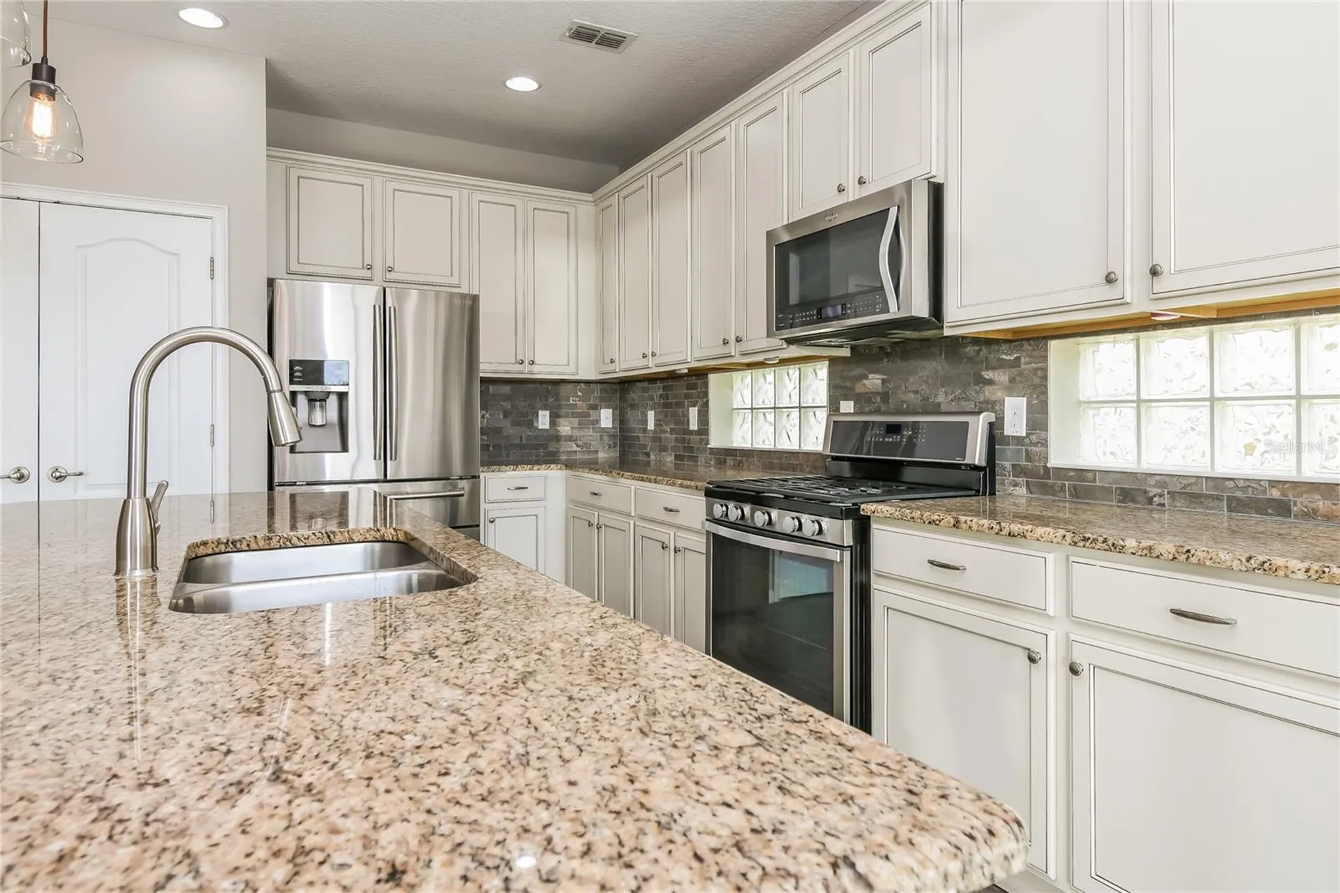 2270 Natoma Boulevard Mount Dora FL 32757
