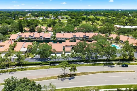 3055 Braeloch Circle W Clearwater FL 33761