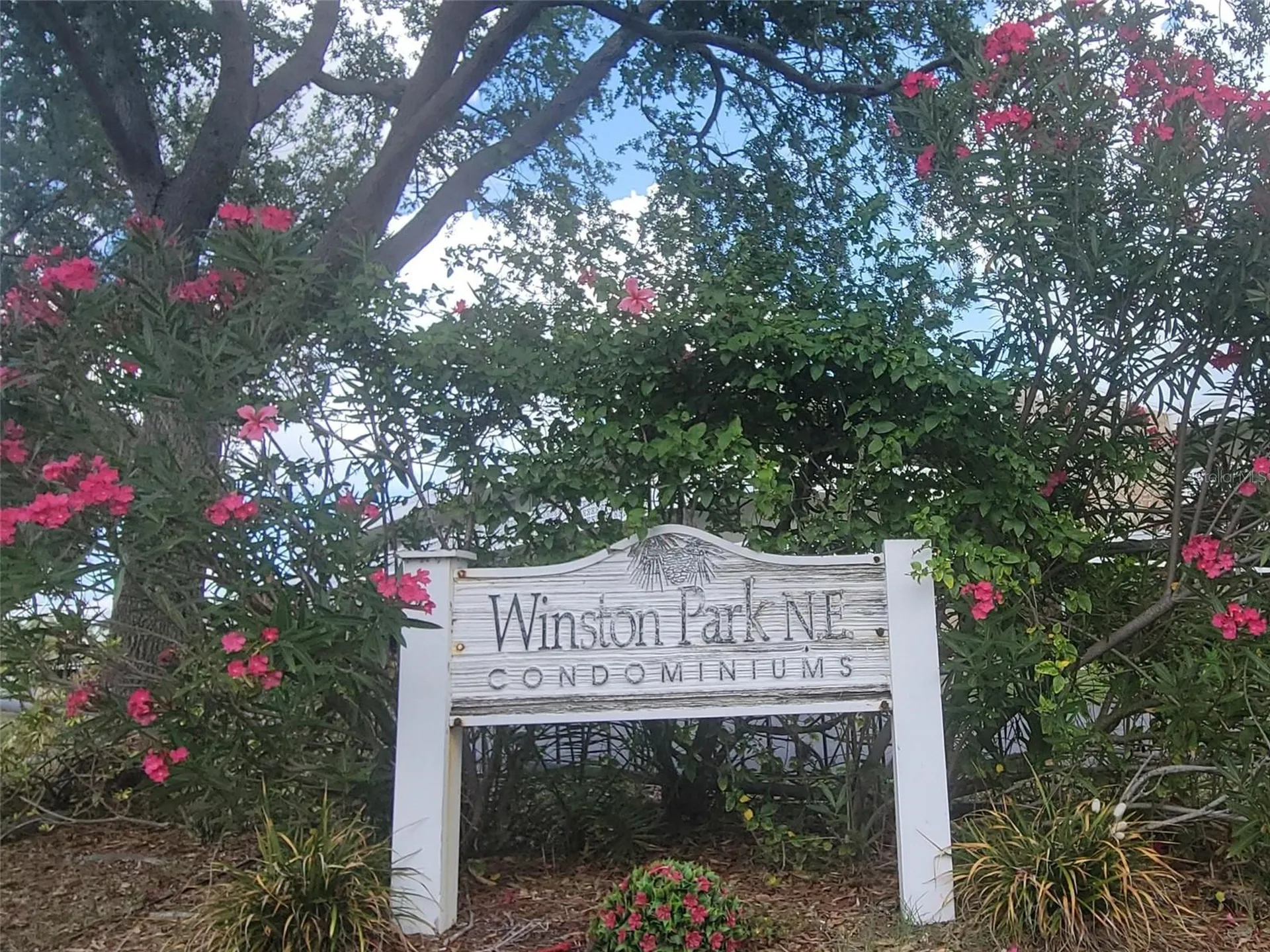4890 Bay Street NE St Petersburg FL 33703