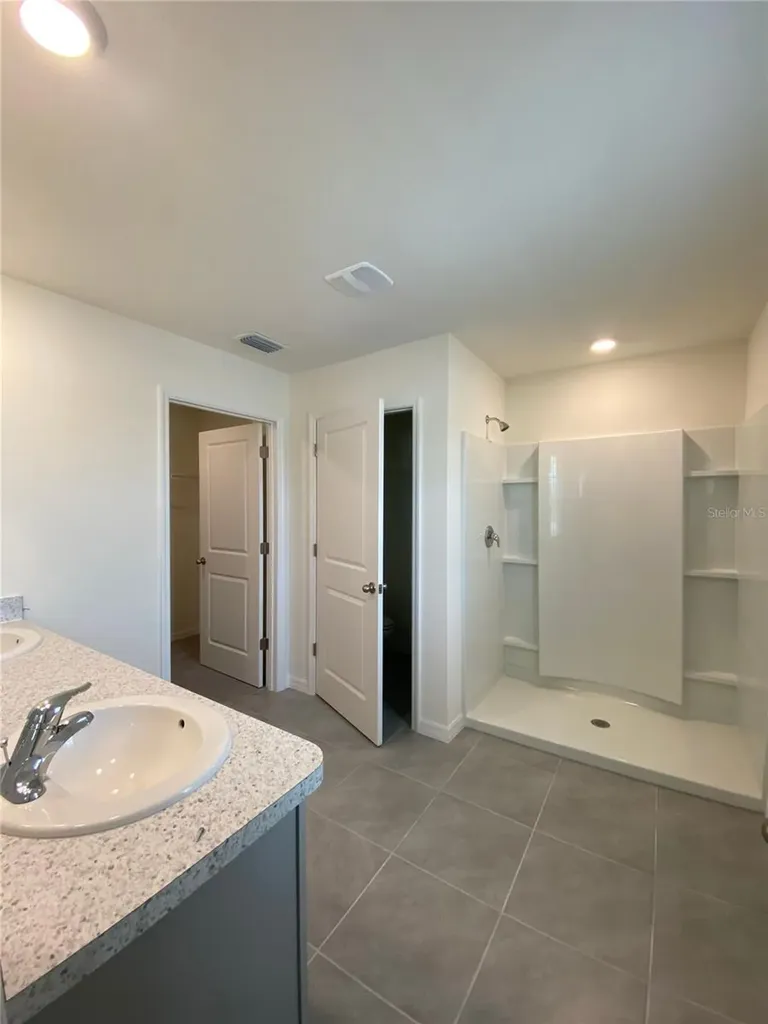 2113 NW 247 Drive Newberry FL 32669